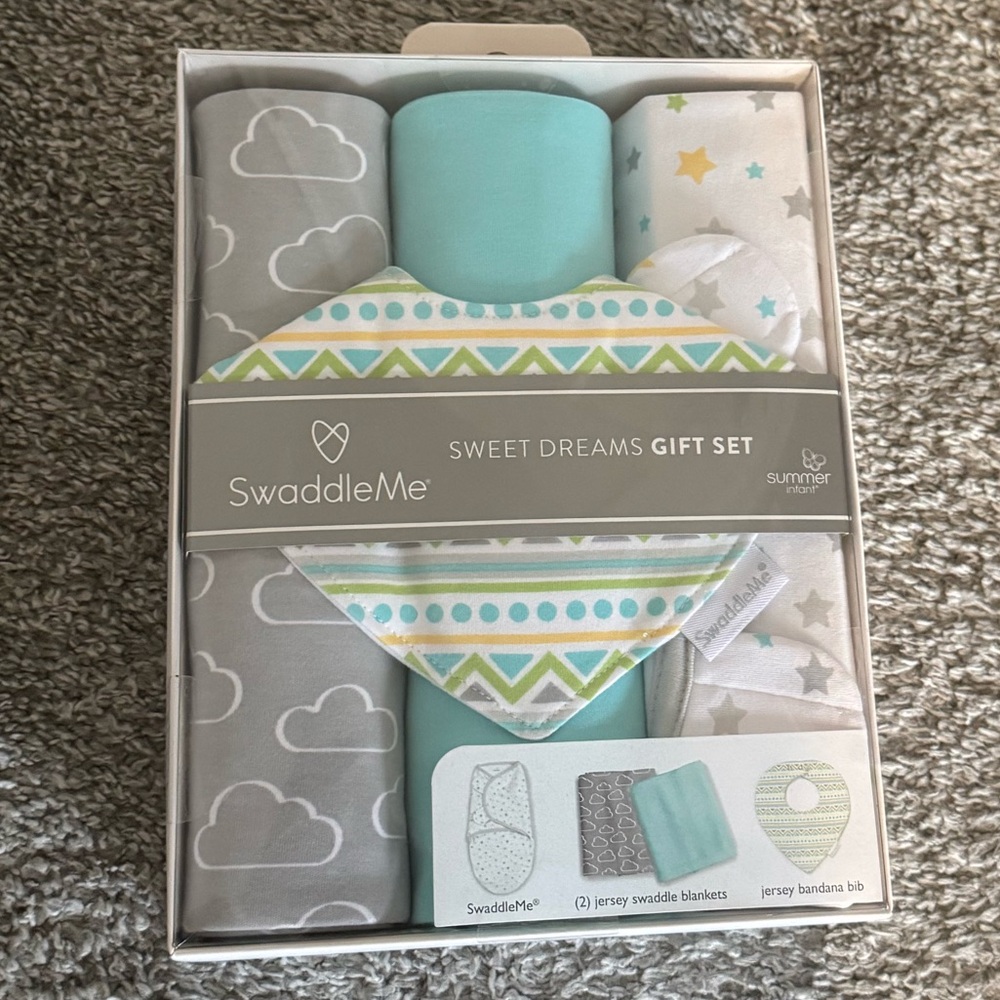 SwaddleMe Sweet Dreams Baby Gift Set - Swaddle, Bib, 2 Blankets